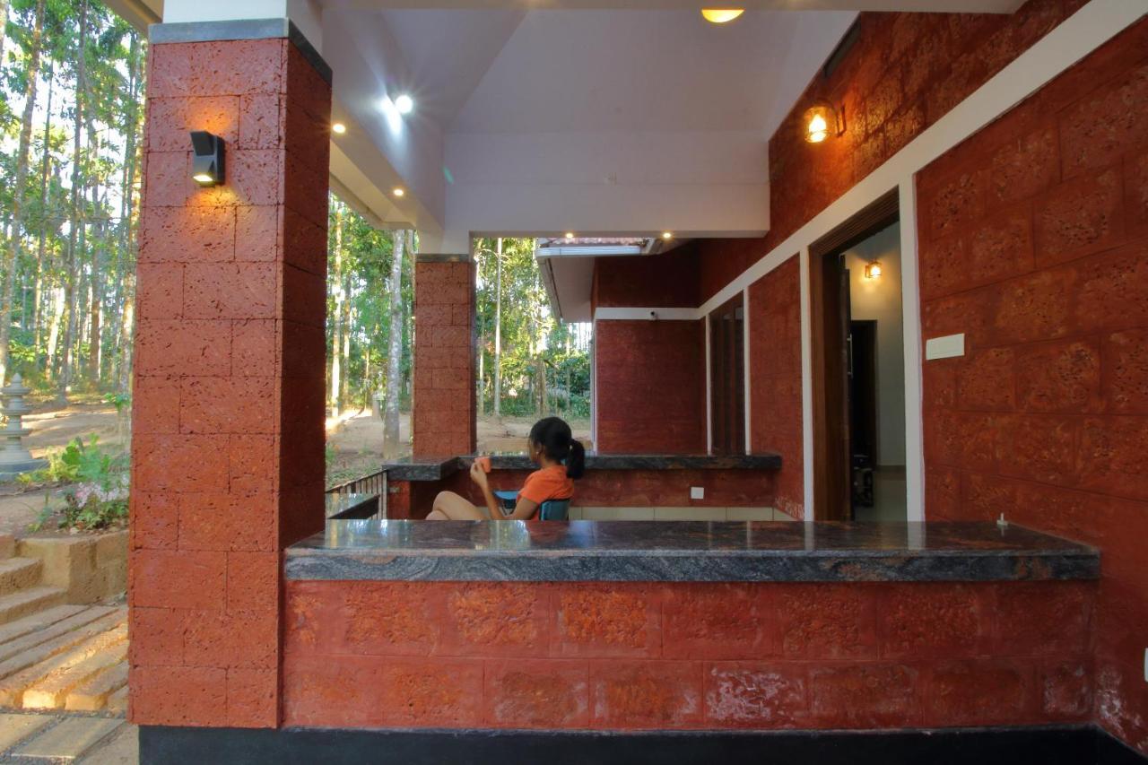 Tall Trees - Modern Forest Villa In Wayanad Sultan Bathery Extérieur photo